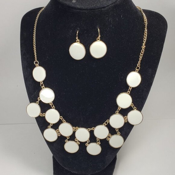 Stylish Gold-tone White Flat Round Discs Necklace & Matching Earrings Set Womens - Picture 3 of 8